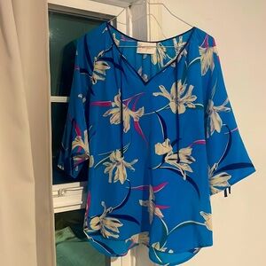 Yumikim 100%silk too blue and white lilys with pink and green accent